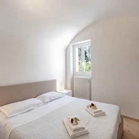 Weekend Vacanze E Mare Апартаменты Бордигера