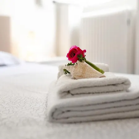 Weekend Vacanze E Mare Апартаменты *